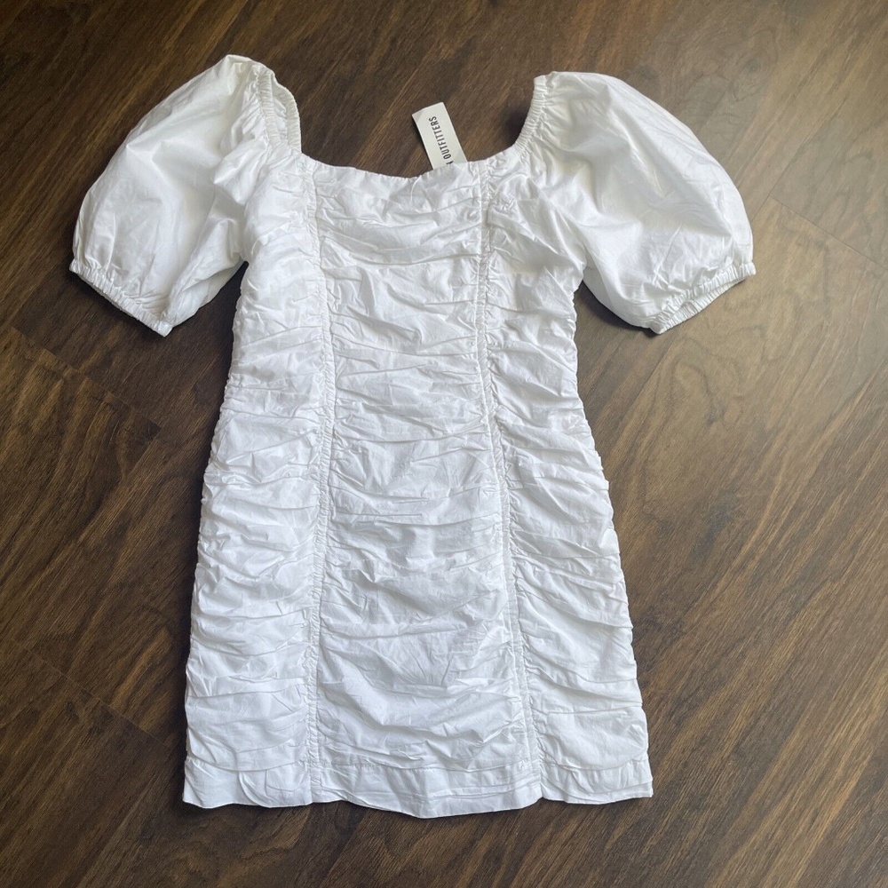 Urban Outfitters White Gathered Fitted Mini Short Sleeves Dress Size 2